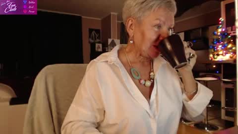 Roxana online show from December 2024 05:42:01 PM