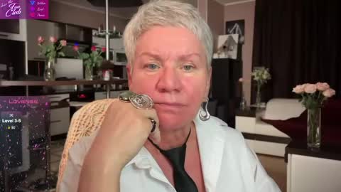 Roxana online show from February 2025 06:32:02 PM