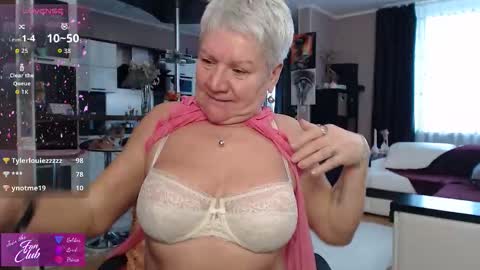 Roxana online show from March 2026 02:44:01 PM