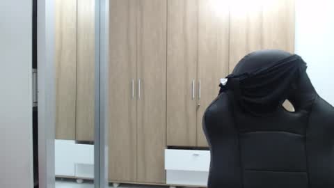 Roxana online show from February 2025 04:30:02 AM