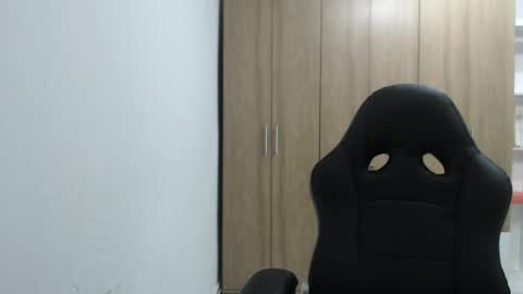 Roxana online show from April 2026 02:44:01 AM