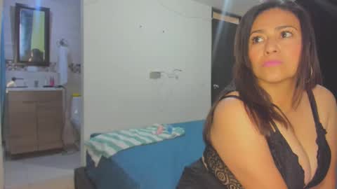 Snapshot of roxanasexy2025 chatting on March 2025 03:20:02 PM roxanasexy2025 online show from March 2025 03:20:02 PM