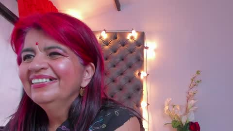 Snapshot of roxettemature chatting on January 2025 05:54:01 PM RoxetteMature online show from January 2025 05:54:01 PM
