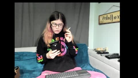 Snapshot of roxihazeleyes chatting on January 2025 04:30:02 PM roxihazeleyes online show from January 2025 04:30:02 PM