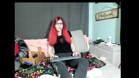 Snapshot of roxihazeleyes chatting on February 2025 01:33:01 AM roxihazeleyes online show from February 2025 01:33:01 AM