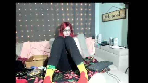 Snapshot of roxihazeleyes chatting on February 2025 10:42:02 AM roxihazeleyes online show from February 2025 10:42:02 AM