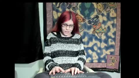 Snapshot of roxihazeleyes chatting on March 2025 11:36:02 AM roxihazeleyes online show from March 2025 11:36:02 AM