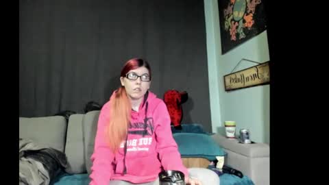 Snapshot of roxihazeleyes chatting on September 2025 07:54:01 AM roxihazeleyes online show from September 2025 07:54:01 AM