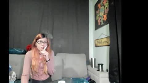 roxihazeleyes online show from October 2025 05:58:02 PM