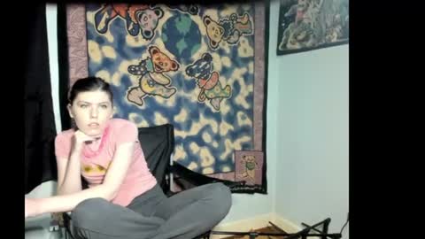 Snapshot of roxihazeleyes chatting on July 2026 02:17:02 AM roxihazeleyes online show from July 2026 02:17:02 AM