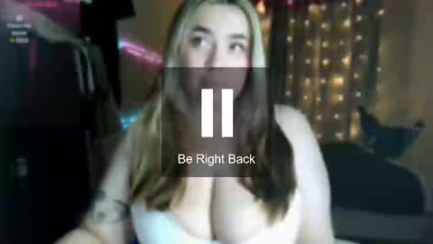 Roxy online show from February 2025 06:40:01 PM