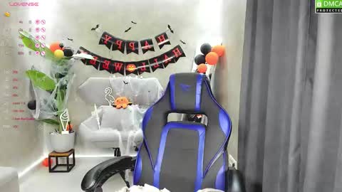 Snapshot of roxy_foxi chatting on November 2025 02:00:01 AM Roxy fiery online show from November 2025 02:00:01 AM