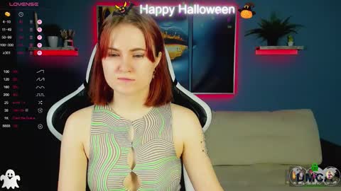 Snapshot of roxy_foxi chatting on November 2025 01:37:01 AM Roxy fiery online show from November 2025 01:37:01 AM