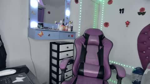 Roxy online show from July 2026 10:39:01 AM