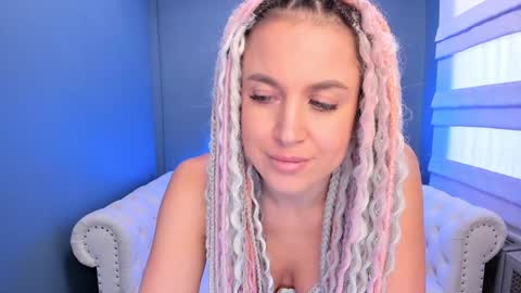 Roxy online show from December 2024 04:53:01 AM