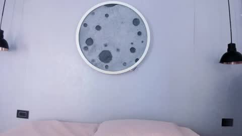 Roxy online show from September 2025 03:45:02 AM