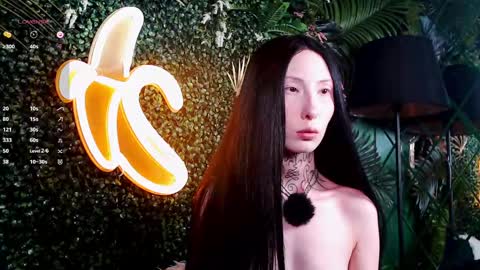 Snapshot of roxy_morrison_x chatting on May 2026 03:47:01 AM roxanne online show from May 2026 03:47:01 AM