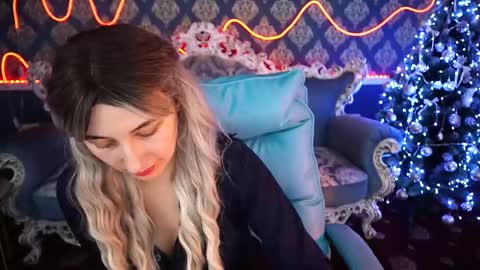 roxy_rayy online show from January 2025 11:00:01 AM