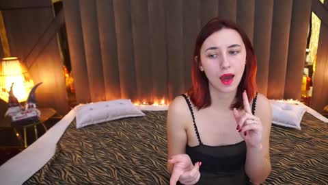 roxy_rayy online show from January 2025 02:25:01 PM
