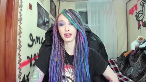 Snapshot of roxy_silver chatting on December 2024 08:21:02 PM Roxy online show from December 2024 08:21:02 PM