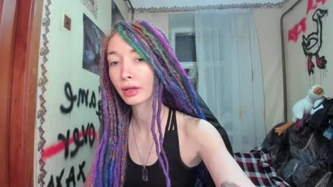 Snapshot of roxy_silver chatting on February 2025 07:06:02 PM Roxy online show from February 2025 07:06:02 PM