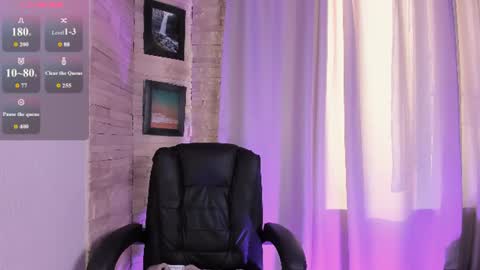 Roxy follow me online show from July 2026 04:31:02 PM