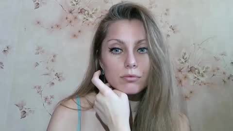 roxyfox18x01 online show from March 2026 09:13:01 AM