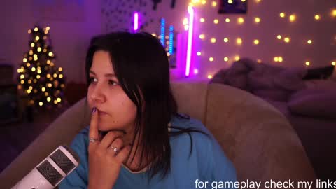 roxysuh online show from January 2025 08:51:02 AM