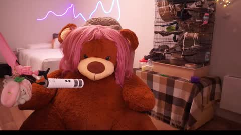 roxysuh online show from September 2025 09:01:01 AM