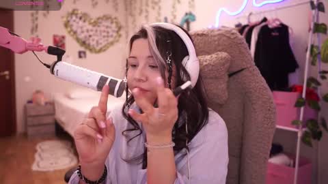 roxysuh online show from March 2026 08:29:02 AM