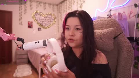 Snapshot of roxysuh chatting on May 2026 08:12:02 AM roxysuh online show from May 2026 08:12:02 AM