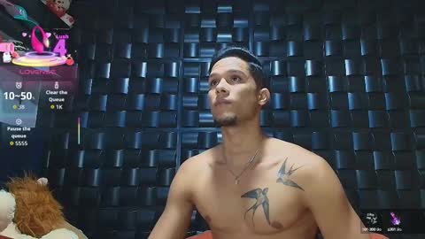 ANTONIO online show from October 2025 07:12:02 PM