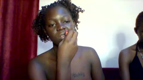 Snapshot of royal_ivy chatting on September 2025 03:28:01 AM Ivy online show from September 2025 03:28:01 AM