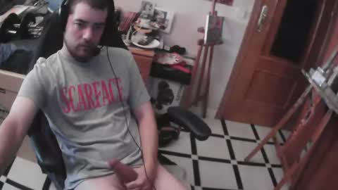 Snapshot of royer04 chatting on October 2025 02:18:01 PM royer04 online show from October 2025 02:18:01 PM