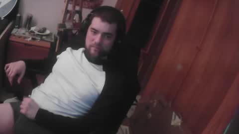 royer04 online show from February 2026 07:42:02 PM