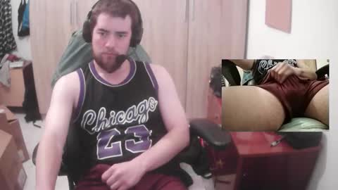 royer04 online show from February 2026 11:39:01 PM