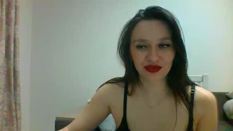 Roza05x online show from March 2026 09:31:01 PM