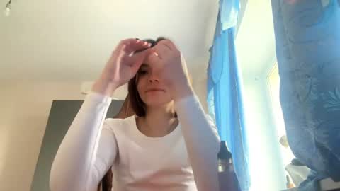 Snapshot of rozellabentler chatting on June 2026 06:05:01 AM Elizabeth online show from June 2026 06:05:01 AM