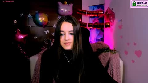 Snapshot of rozmary_ket chatting on February 2025 03:09:01 PM Im Rozmary nice to meet you 3 online show from February 2025 03:09:01 PM