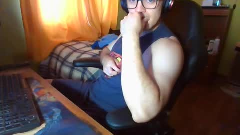 rpaulo25 online show from December 2024 04:27:02 PM