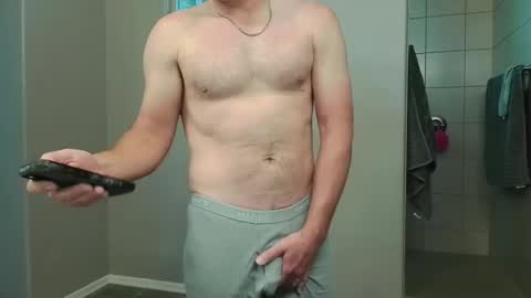 rshaw2891 online show from April 2026 04:34:01 PM