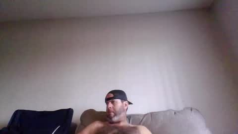 rubbingoneout714 online show from February 2026 09:57:01 PM