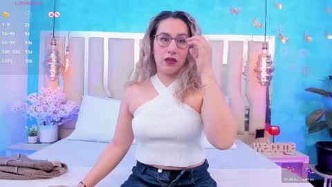 Snapshot of rubby_taylor chatting on February 2026 02:33:01 PM RubbyTaylor online show from February 2026 02:33:01 PM