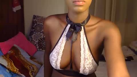 Rosee online show from April 2026 07:58:01 PM