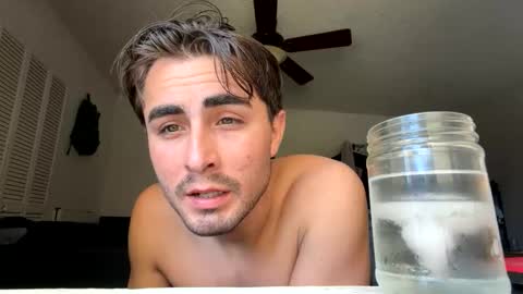 rubenzaragosa09 online show from April 2026 10:45:02 PM