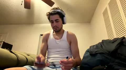 rubenzaragosa09 online show from April 2026 12:59:01 PM