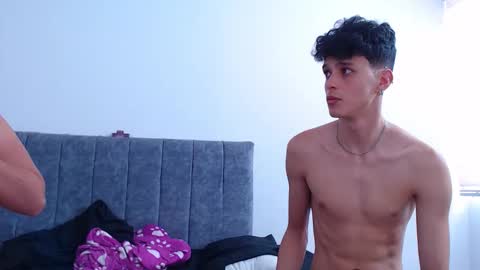 Ruby and Vanie online show from March 2026 10:48:01 PM