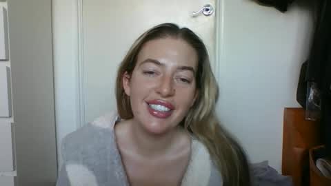 rubyredxxxoxxx online show from November 2025 11:31:01 AM