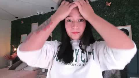 Snapshot of rubyvixxen_ chatting on October 2025 03:30:01 AM Ruby online show from October 2025 03:30:01 AM