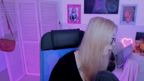 Snapshot of rubyybennett chatting on September 2025 07:09:02 AM rubyybennett online show from September 2025 07:09:02 AM